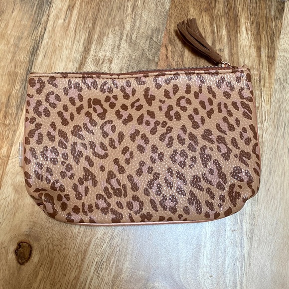 New IPSY makeup bag - Picture 2 of 3